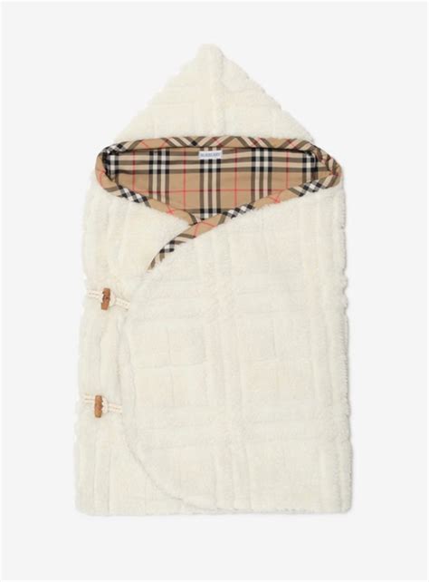 burberry baby nests|Designer Baby Blankets & Accessories .